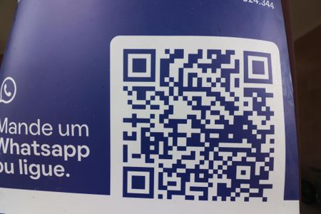 Casa à venda com 230m², 3 quartos e 2 vagasQR CODE 