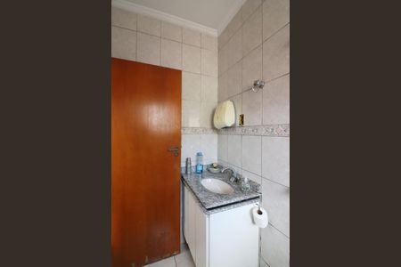 Casa à venda com 230m², 3 quartos e 2 vagasBanheiro de serviço