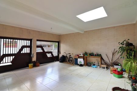 Casa à venda com 230m², 3 quartos e 2 vagasGaragem