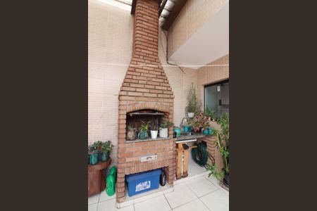 Casa à venda com 230m², 3 quartos e 2 vagasEspaço Gourmet