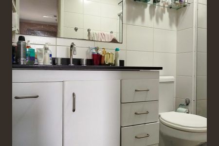 Apartamento à venda com 122m², 3 quartos e 2 vagas Apartamento à venda com 122m², 3 quartos e 2 vagasBanheiro 1 - suíte 1