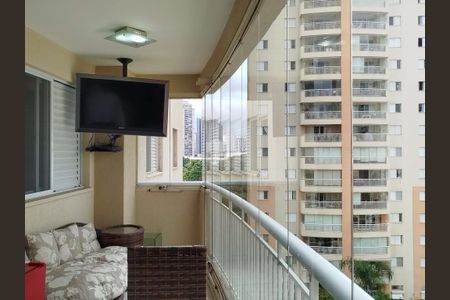 Apartamento à venda com 122m², 3 quartos e 2 vagas Apartamento à venda com 122m², 3 quartos e 2 vagasVaranda gourmet com churrasqueira