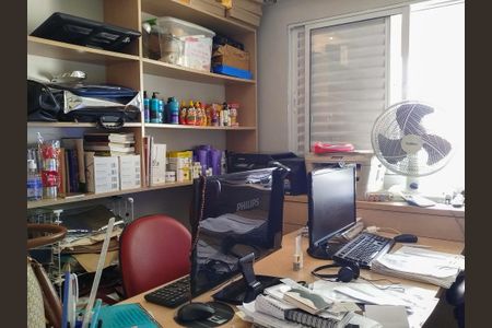 Apartamento à venda com 122m², 3 quartos e 2 vagas Apartamento à venda com 122m², 3 quartos e 2 vagasHome office