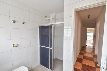 Apartamento à venda com 75m², 2 quartos e 1 vaga Apartamento à venda com 75m², 2 quartos e 1 vagaBanheiro