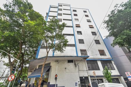 Apartamento à venda com 75m², 2 quartos e 1 vaga Apartamento à venda com 75m², 2 quartos e 1 vagaFachada
