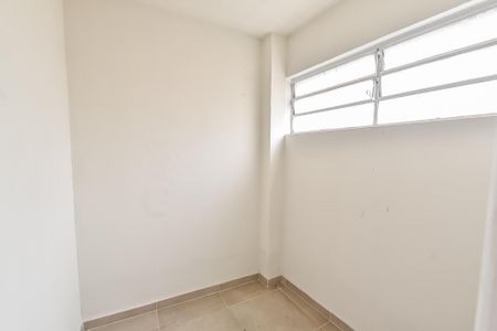 Apartamento à venda com 75m², 2 quartos e 1 vaga Apartamento à venda com 75m², 2 quartos e 1 vagaQuarto de serviço