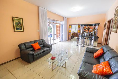 sala de casa à venda com 5 quartos, 1000m² em Pampulha, Belo Horizonte