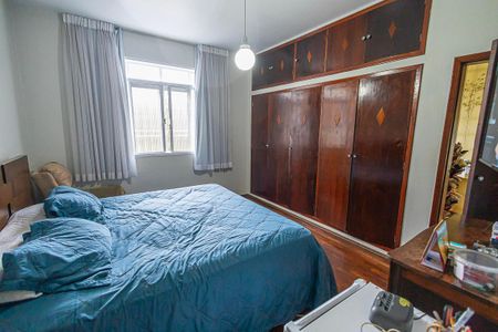 Casa à venda com 1000m², 5 quartos e 10 vagas Casa à venda com 1000m², 5 quartos e 10 vagasquarto 1 / suite