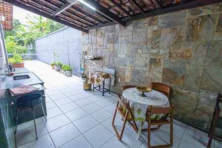 Casa à venda com 1000m², 5 quartos e 10 vagas Casa à venda com 1000m², 5 quartos e 10 vagasarea externa