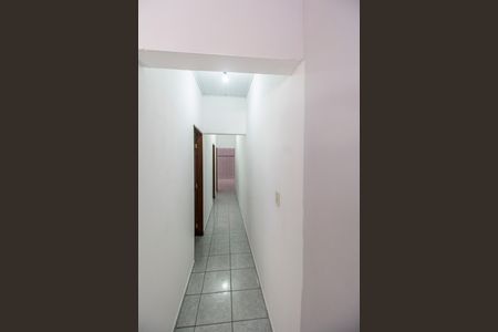 Corredor de casa para alugar com 2 quartos, 125m² em Vila Militar, Barueri