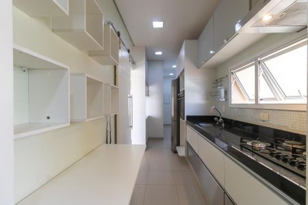Apartamento à venda com 90m², 2 quartos e 2 vagas Apartamento à venda com 90m², 2 quartos e 2 vagasCozinha