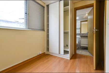 Apartamento para alugar com 130m², 2 quartos e 2 vagasSuíte 1