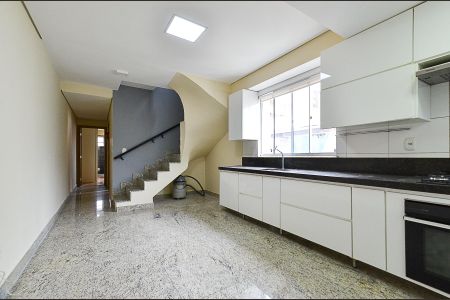 Apartamento para alugar com 130m², 2 quartos e 2 vagasSala Ambientes