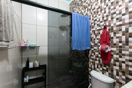 Casa à venda com 250m², 2 quartos e sem vaga Casa à venda com 250m², 2 quartos e sem vagaBanheiro da Suíte