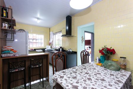 Casa à venda com 250m², 2 quartos e sem vaga Casa à venda com 250m², 2 quartos e sem vagaCozinha