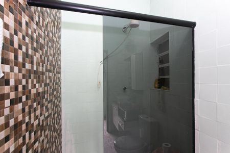 Casa à venda com 250m², 2 quartos e sem vaga Casa à venda com 250m², 2 quartos e sem vagaBanheiro Social