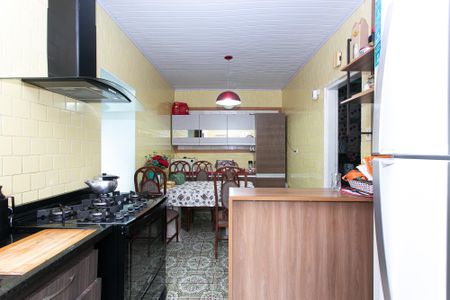 Casa à venda com 250m², 2 quartos e sem vaga Casa à venda com 250m², 2 quartos e sem vagaCozinha