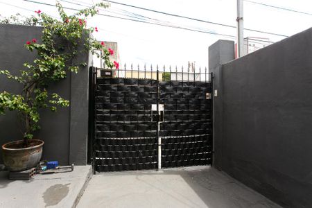 Casa à venda com 250m², 2 quartos e sem vaga Casa à venda com 250m², 2 quartos e sem vagaGaragem