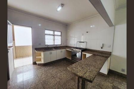 Casa para alugar com 3 quartos, 200m² em Dom Bosco, Betim