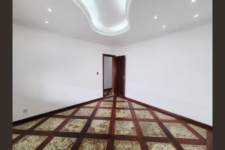 Casa para alugar com 3 quartos, 200m² em Dom Bosco, Betim