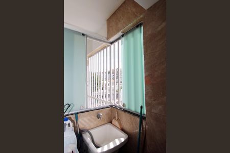 Apartamento para alugar com 100m², 2 quartos e sem vagaCozinha e Área de Serviço