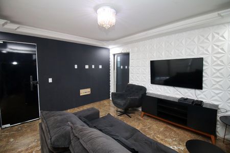 Sala de apartamento para alugar com 2 quartos, 100m² em Olaria, Rio de Janeiro