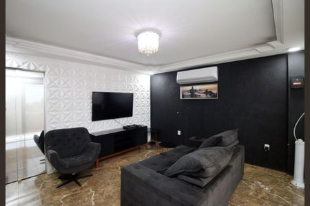 Sala de apartamento para alugar com 2 quartos, 100m² em Olaria, Rio de Janeiro