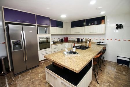 Apartamento para alugar com 100m², 2 quartos e sem vagaCozinha