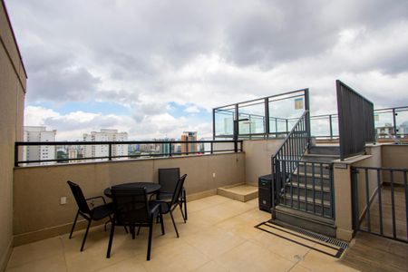 Apartamento para alugar com 55m², 2 quartos e 1 vaga Apartamento para alugar com 55m², 2 quartos e 1 vagaÁrea comum - Piscina