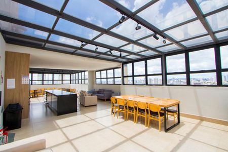 Apartamento para alugar com 55m², 2 quartos e 1 vaga Apartamento para alugar com 55m², 2 quartos e 1 vagaÁrea comum - Salão de festas/Churrasqueira