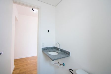 Apartamento para alugar com 55m², 2 quartos e 1 vaga Apartamento para alugar com 55m², 2 quartos e 1 vagaBanheiro
