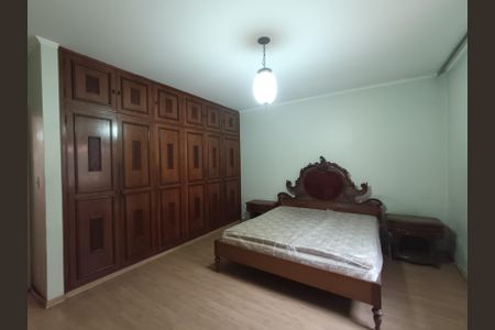 Casa à venda com 316m², 5 quartos e 3 vagas