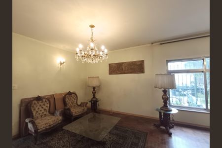 Casa à venda com 5 quartos, 316m² em Planalto Paulista, São Paulo