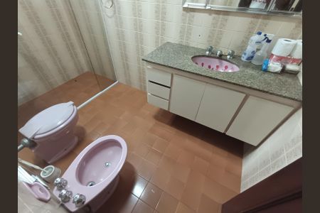 Casa à venda com 316m², 5 quartos e 3 vagas