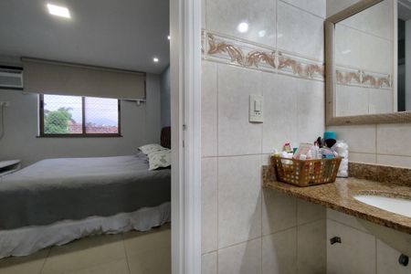 Apartamento à venda com 98m², 3 quartos e 1 vagaBanheiro da Suíte 2