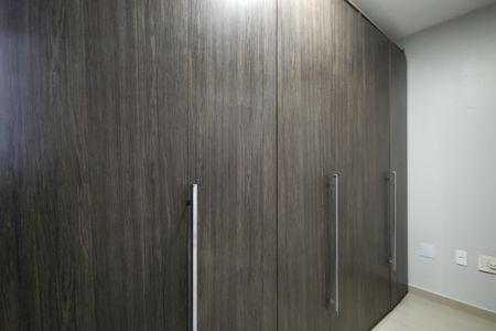 Apartamento à venda com 98m², 3 quartos e 1 vagaQuarto 1 - Armários