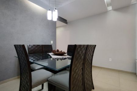 Apartamento à venda com 98m², 3 quartos e 1 vagaSala
