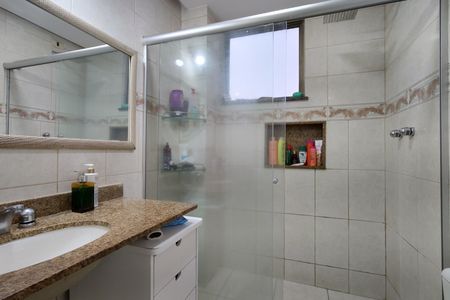 Apartamento à venda com 98m², 3 quartos e 1 vagaBanheiro da Suíte 2