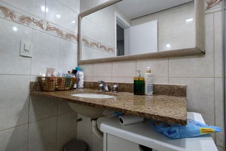 Apartamento à venda com 98m², 3 quartos e 1 vagaBanheiro da Suíte 2