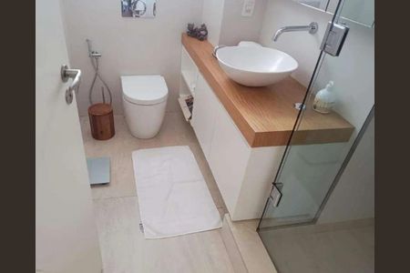 Apartamento para alugar com 2 quartos, 132m² em Jardim das Bandeiras, São Paulo