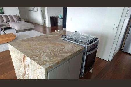 Apartamento para alugar com 2 quartos, 132m² em Jardim das Bandeiras, São Paulo