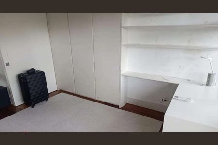 Apartamento para alugar com 2 quartos, 132m² em Jardim das Bandeiras, São Paulo