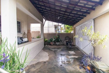 Casa à venda com 300m², 3 quartos e 5 vagasÁrea externa