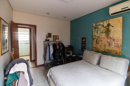 Casa à venda com 300m², 3 quartos e 5 vagasQuarto 2