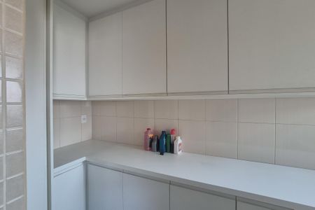 Casa à venda com 253m², 3 quartos e 2 vagasQuarto de Serviço