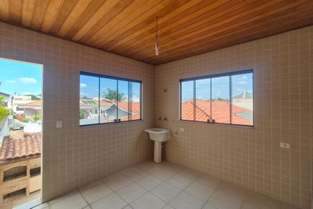 Casa à venda com 253m², 3 quartos e 2 vagasÁrea de Serviço