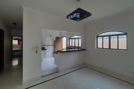 Casa à venda com 253m², 3 quartos e 2 vagasCopa