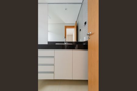 Apartamento para alugar com 60m², 2 quartos e 2 vagas Apartamento para alugar com 60m², 2 quartos e 2 vagasBanheiro suíte 2