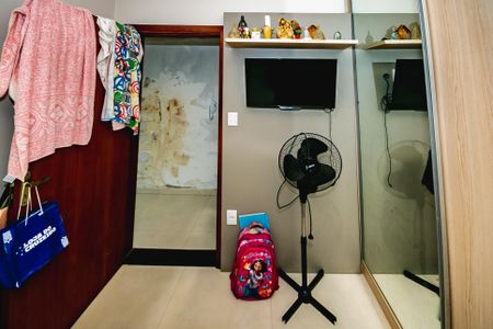 Casa à venda com 2 quartos, 390m² em Novo Glória, Belo Horizonte