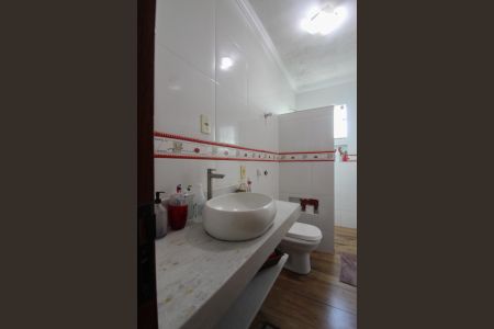 Casa à venda com 80m², 2 quartos e 2 vagas Casa à venda com 80m², 2 quartos e 2 vagasBanheiro